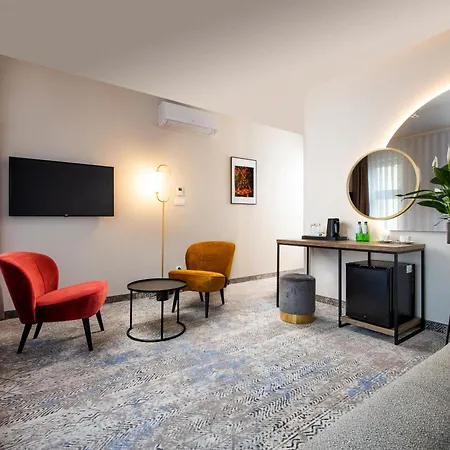 Hotel Mr67 Mayera Rapaporta 4*