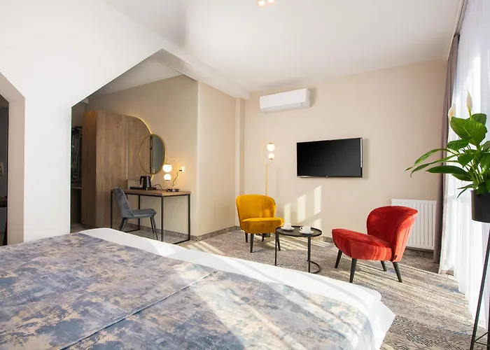 Hotel Mr67 Mayera Rapaporta 4*